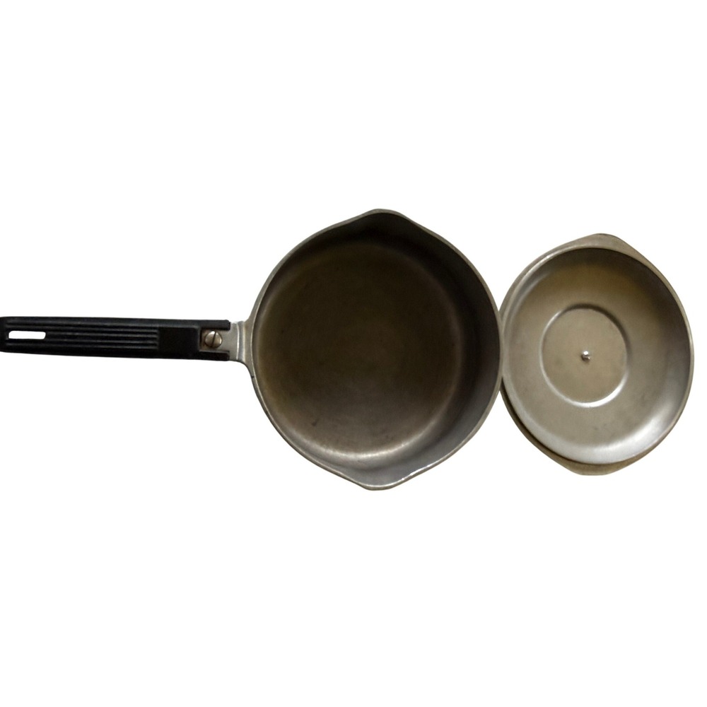 Wagner Ware Magnalite 4672P 2 Qt Saucepan with Lid Vintage Cast Aluminum Pot - Picture 3 of 3
